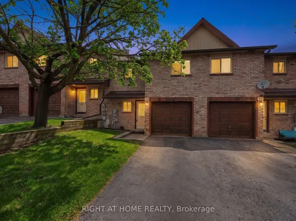 32 Sawmill Rd #10, Barrie, ON L4N 6X3