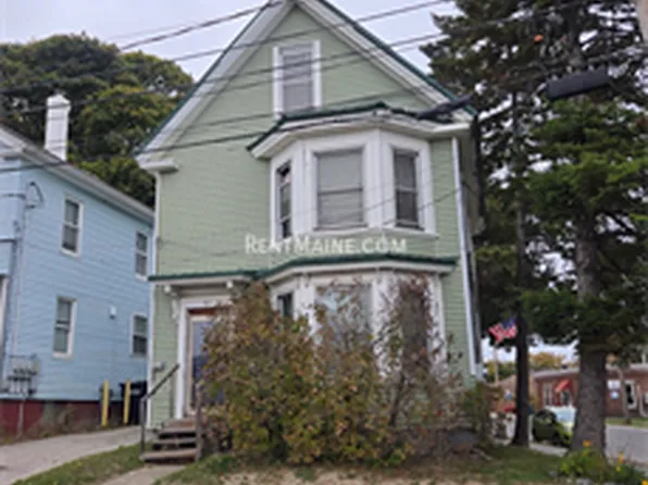 57 Pine St APT 2, Bangor, ME 04401
