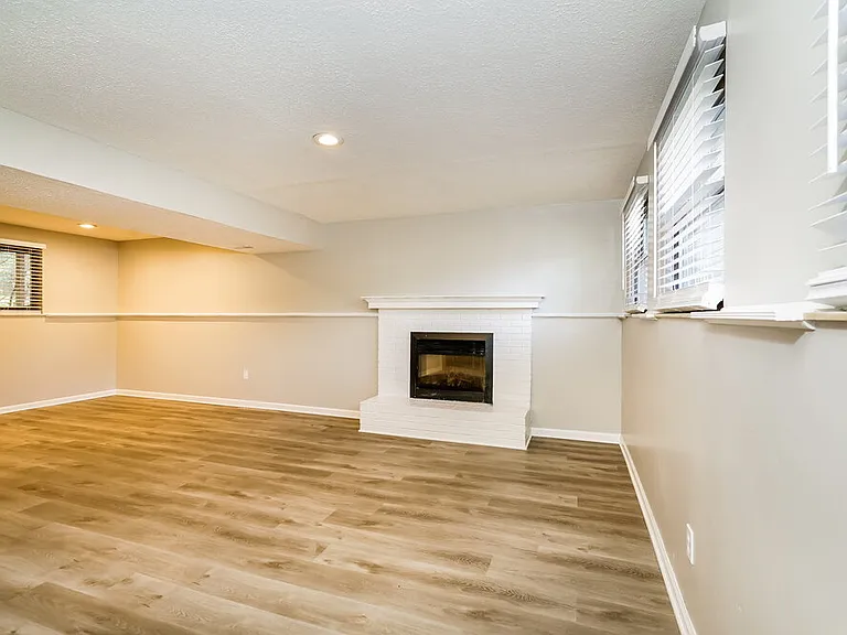 7315 Chimney Rock Ct — Photo 10
