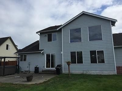 2nd image of 711 Hamlin Pl