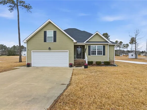 404 Kingswood Blvd, Elizabeth City, NC 27909