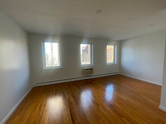 4th image of 1449 5th Ave #4