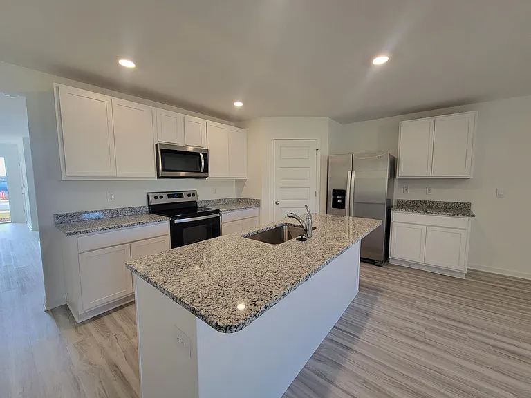 22349 Aleutian Ave — Photo 3