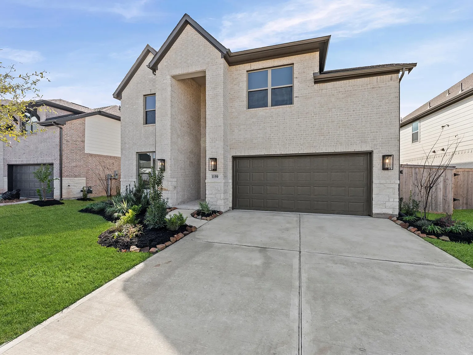 4 bed, 3.5 bath, 3090 sqft, $3,550 — Photo 3