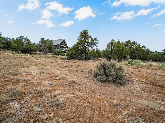3rd image of 217 Rustic Ridge Road
