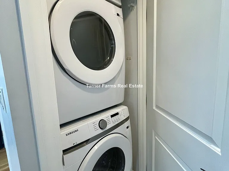 65 Burrell St #3A — Photo 28