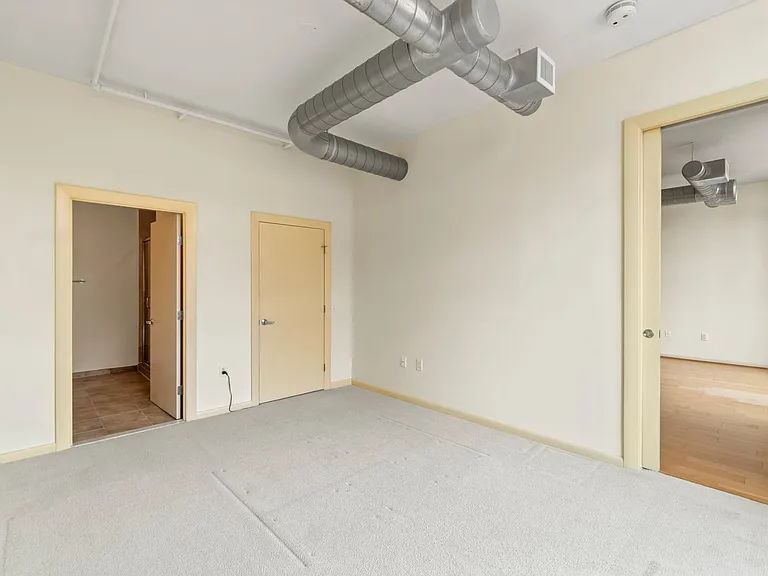 811 4th St NW #1110 — Photo 10