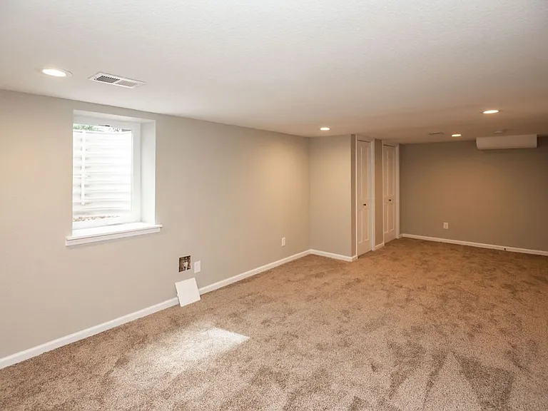 822 Walnut St — Photo 27