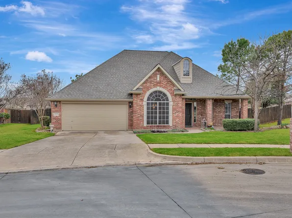 10209 Oldfield Ct, Fort Worth, TX 76244