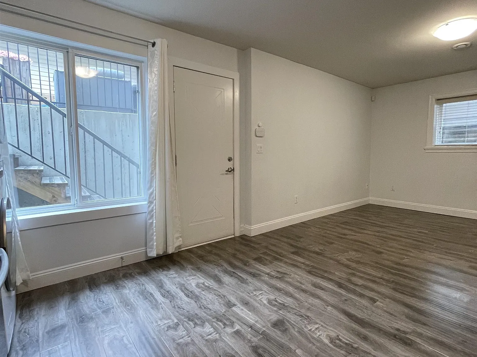 2 bed, 800 sqft, $1,650 — Photo 4