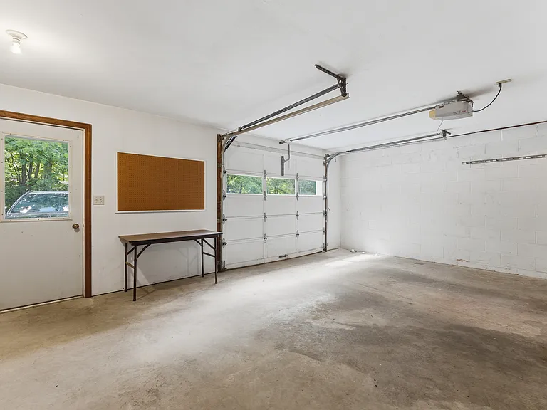 630 Galen Dr — Photo 31