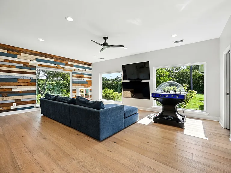 302 Pablo Rd — Photo 29