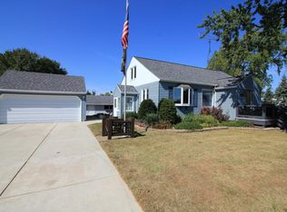 4226 Raynor Ave, Union Grove, WI 53182