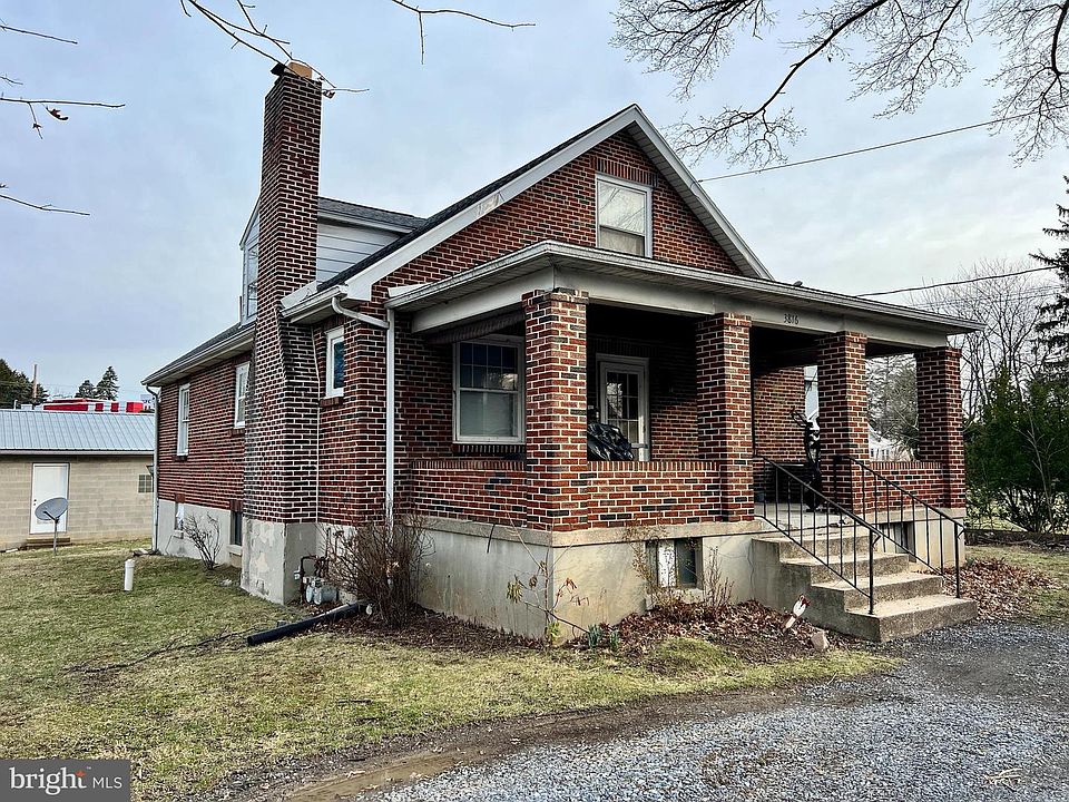 1st image of 3816 Locust Ln