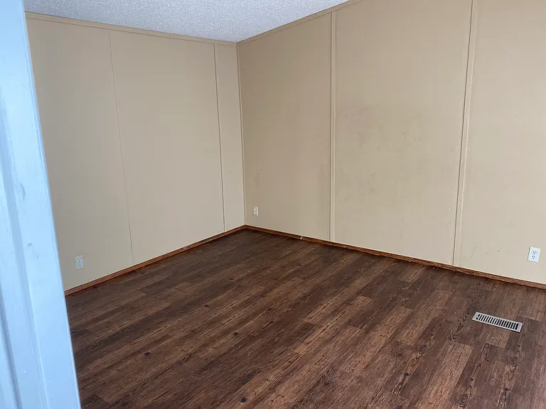 Pelican Estates — Photo 10