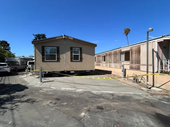 2804 W 1st St #28-210, Santa Ana, CA 92703