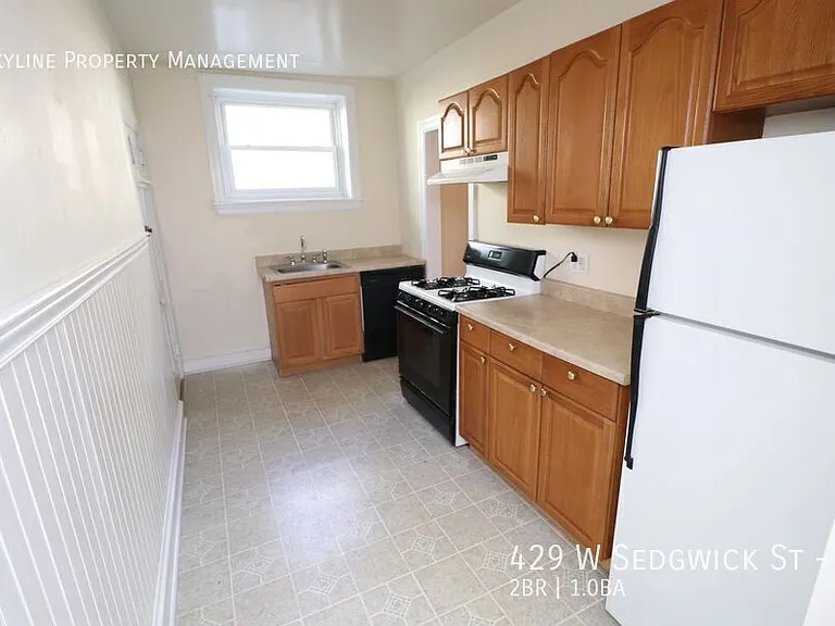 429 W Sedgwick St #B — Photo 10