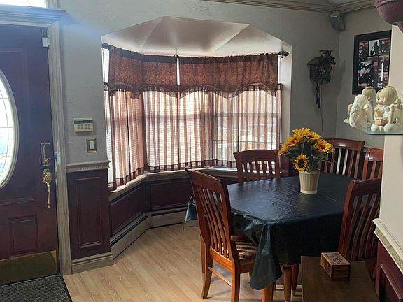 3rd image of 36 Belfield Ave