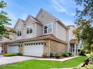1 Clara Ct, Algonquin, IL 60102