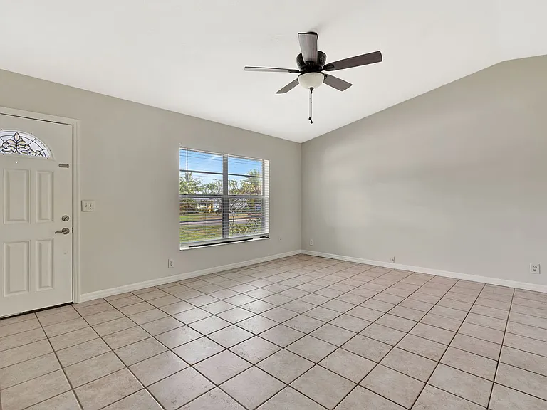 8968 SE Pine Cone Ln — Photo 12
