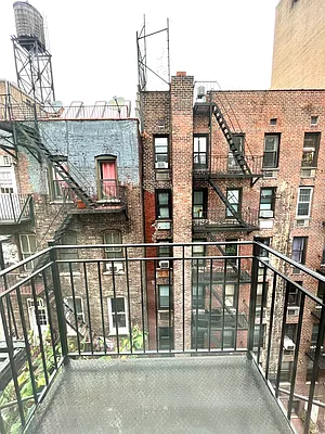 Rented by Compass | media 12