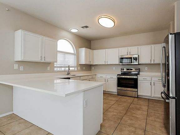 5th image of 2656 S 89th Ave