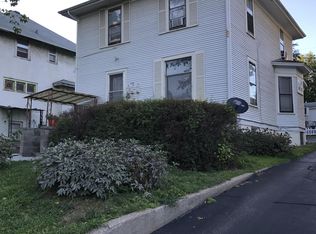 3550 Cass St APT 1, Omaha, NE 68131