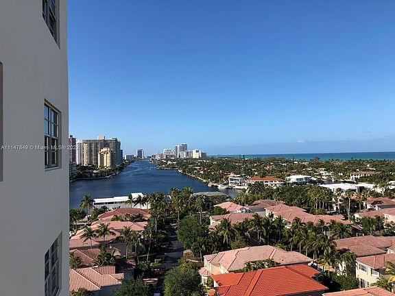 3rd image of 19390 Collins Ave APT 1226