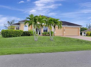 3527 SW 28th Ave, Cape Coral, FL 33914
