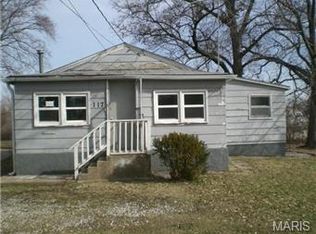 117 S 4th St, Festus, MO 63028