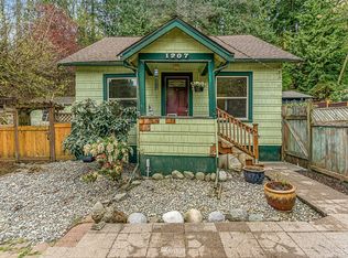 1207 NE Ballinger Pl, Shoreline, WA 98155