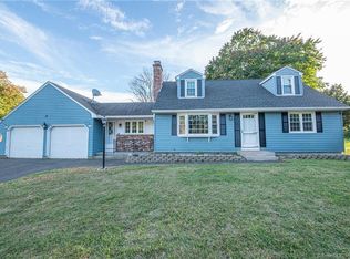 12 Cleveland St, Enfield, CT 06082