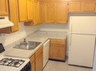 30 Morris St APT 301, Hartford, CT 06114