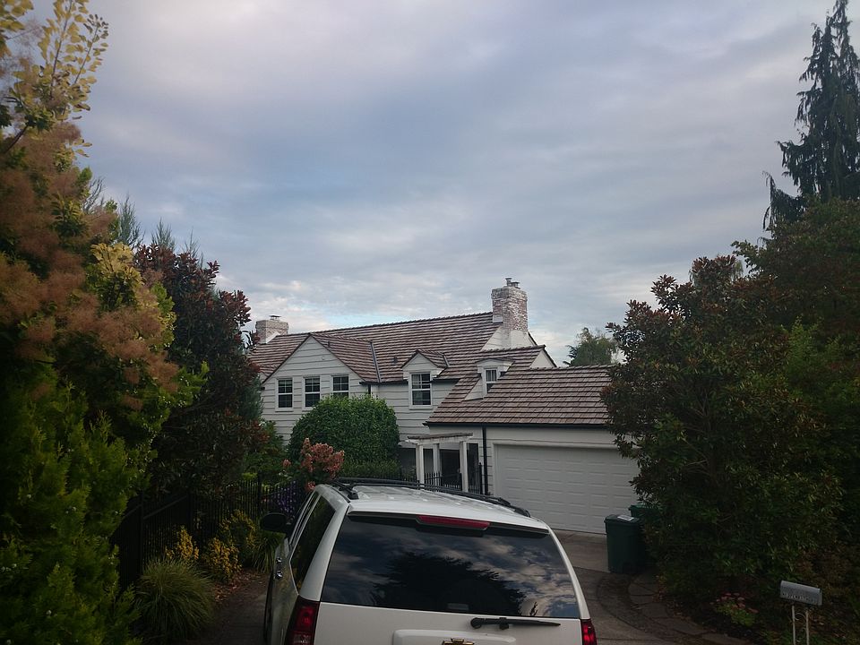 2nd image of 5600 NE Ambleside Rd