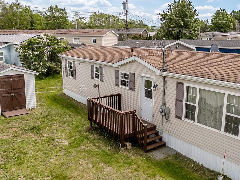 1st image of 44 Douglas Ave