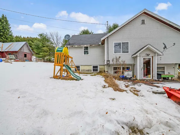 1324 Couture Flat, Lyndon, VT 05851