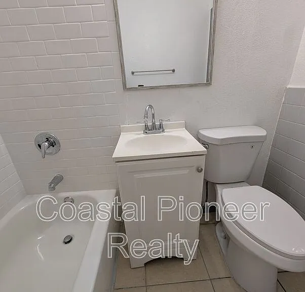 3721 N Whittier St — Photo 31