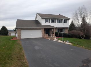 81 N Old Turnpike Rd, Drums, PA 18222
