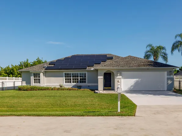 1617 SE North Blackwell Drive, Port St Lucie, FL 34952