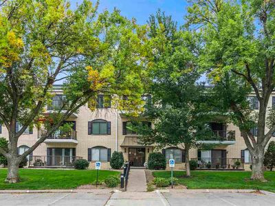 2135 1st Ave SE APT 215, Cedar Rapids, IA, 52402