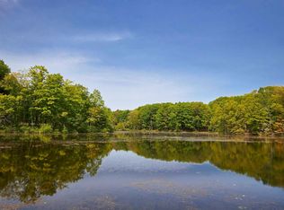 307 Spring Lake Rd, Red Hook, NY 12571