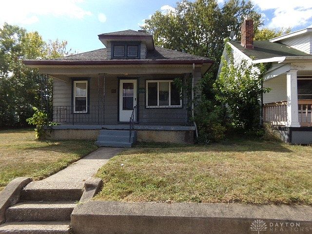 1st image of 804 Auburn St