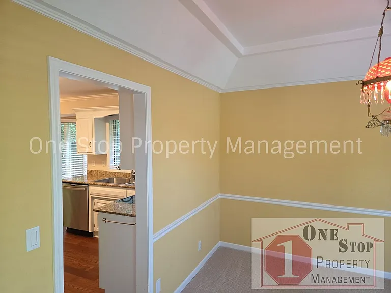 5222 W 121st St — Photo 10
