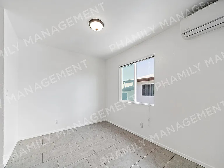 621 N Benton Way #6 — Photo 8