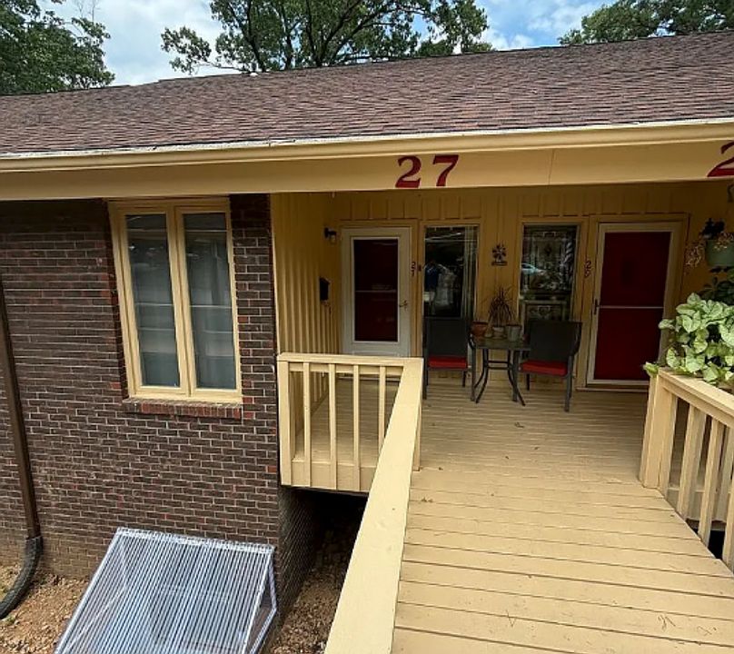 1st image of 27 Britten Cir