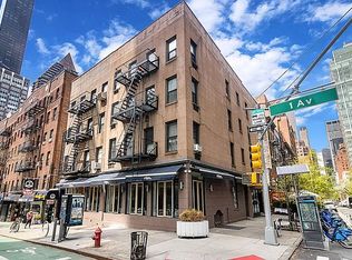 358 E 51st St APT 2A, New York, NY 10022