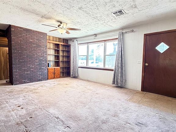 4th image of 106 Baker St