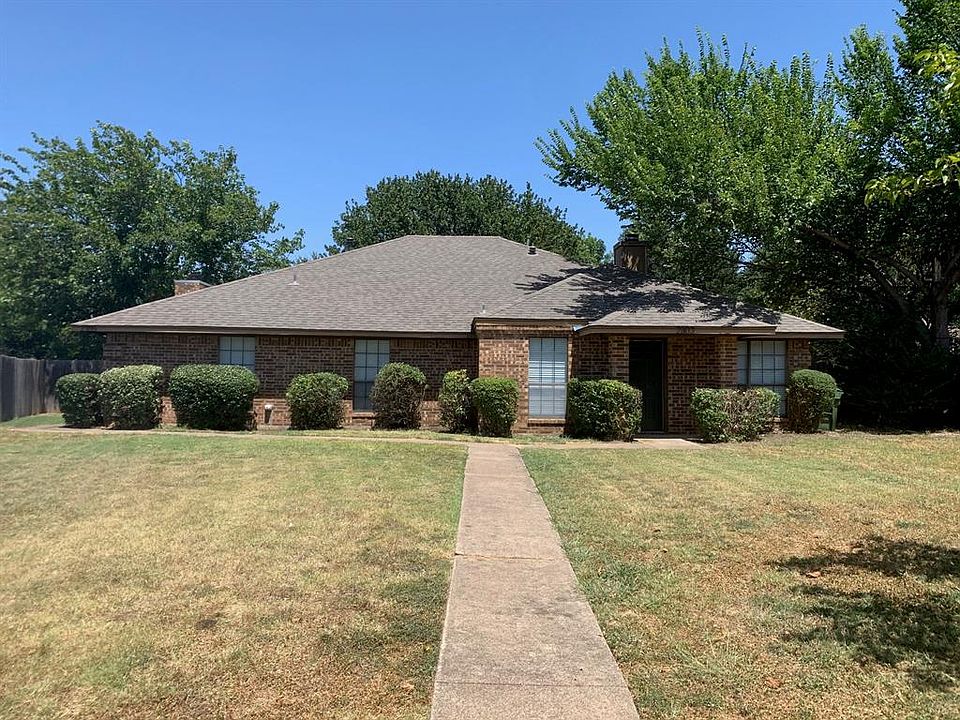 1st image of 2303 Kingsford Ct