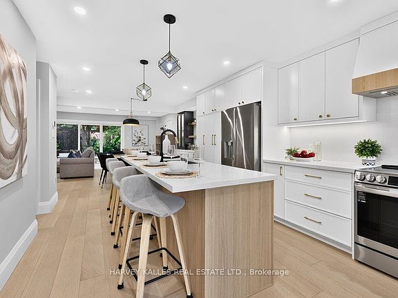 2nd image of 1160 Walden Cir #1