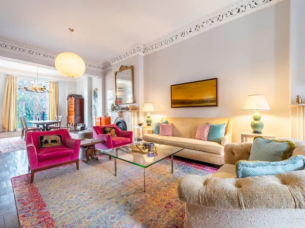 430 Pacific Street image 1 of 20